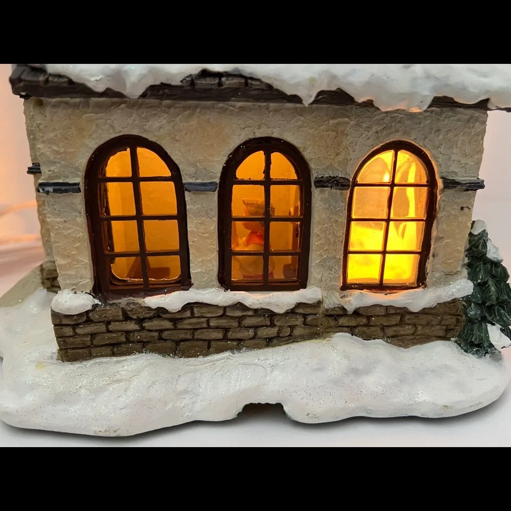 HAWTHORNE CHRISTMAS VILLAGE “RARE”-  HOLY NIGHT CHAPEL - Picture 13 of 15